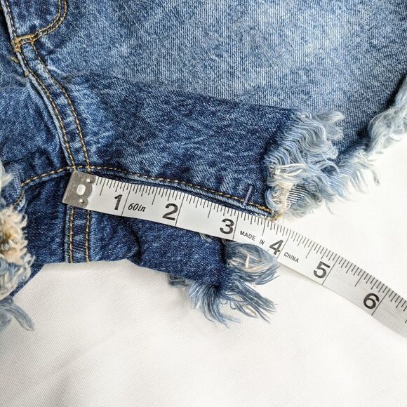 Denim Cutoff Shorts Universal Thread size 0 - Picture 9 of 9